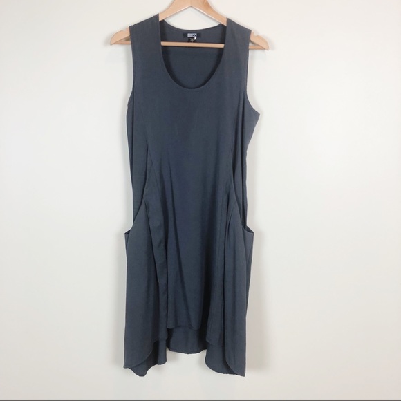 Natalie Busby Minimalist Pocket Shift Dress - Picture 2 of 7